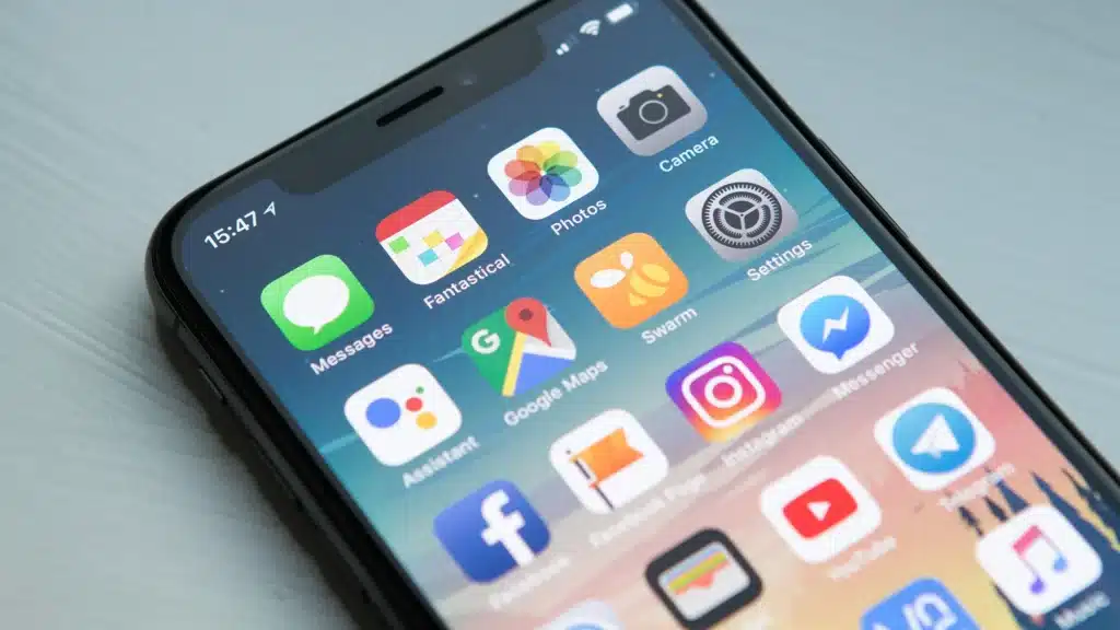 00-Header-How-To-Organize-Home-Screens-Smartphone 00 Header How To Organize Home Screens Smartphone